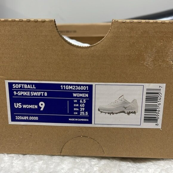 Mizuno Women's 9-Spike Swift 8 Metal Fastpitch Softball Cleats - Picture 6 of 8
